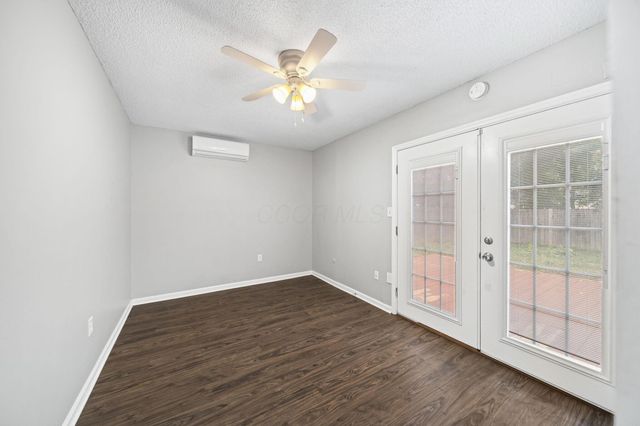 5400 Bleaker Avenue, Columbus, OH 43232