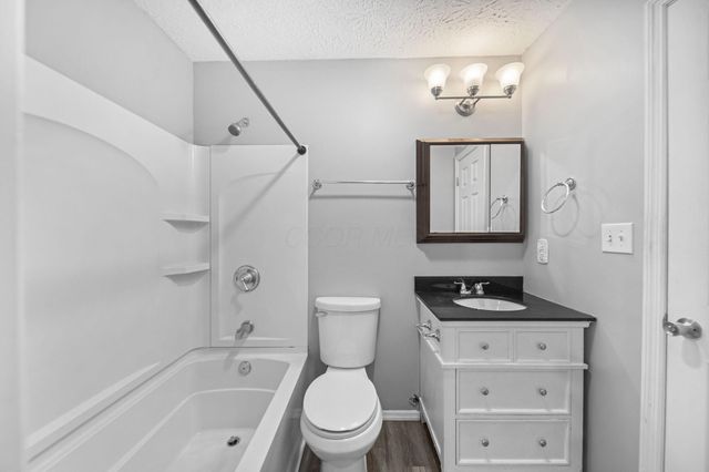 5400 Bleaker Avenue, Columbus, OH 43232