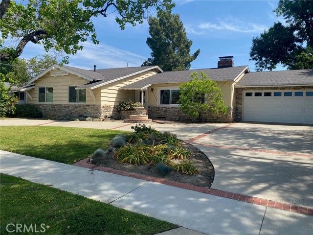 1512 Finecroft, Claremont, CA 91711