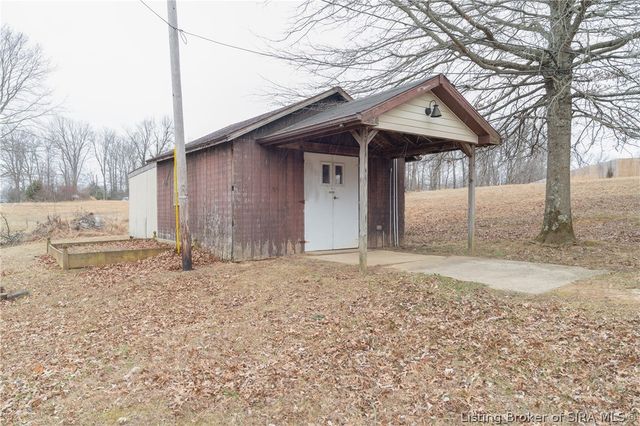 3074 Alonzo Smith Road, Georgetown, IN 47122