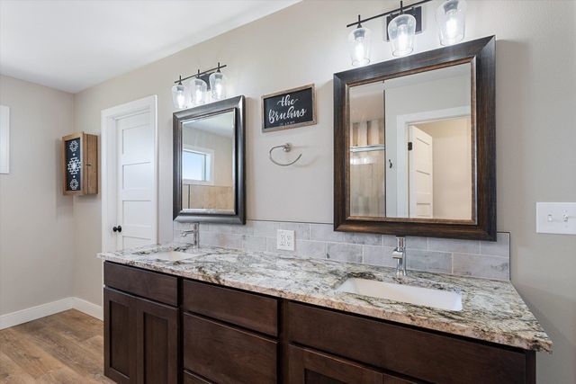 13915 W Lincoln Rd, Spokane, WA 99224