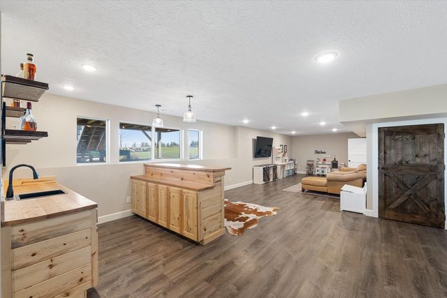 13915 W Lincoln Rd, Spokane, WA 99224