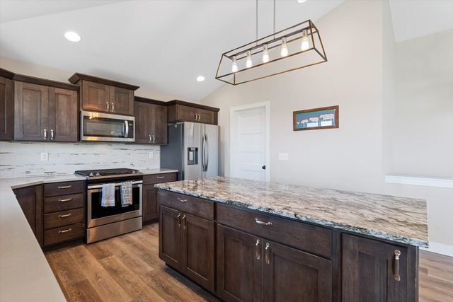 13915 W Lincoln Rd, Spokane, WA 99224