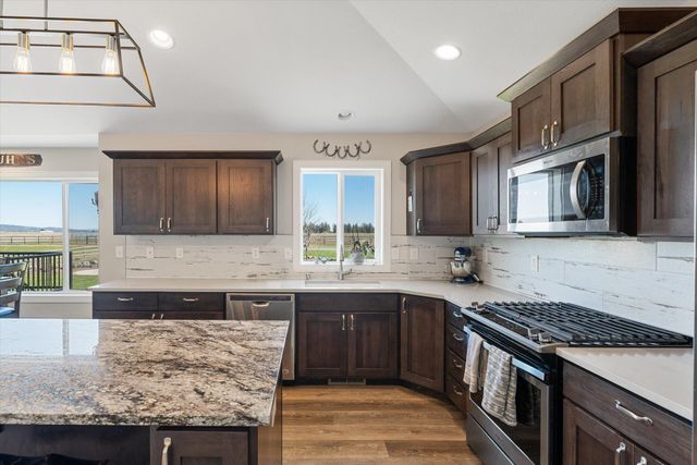 13915 W Lincoln Rd, Spokane, WA 99224