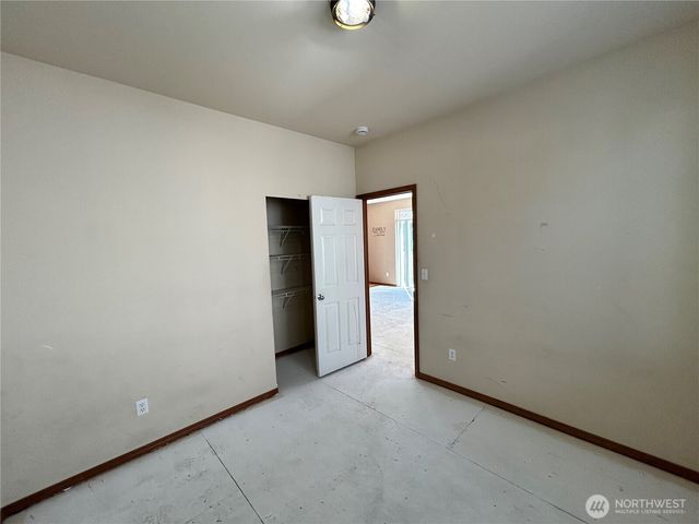 20605 74th Avenue E, Spanaway, WA 98387