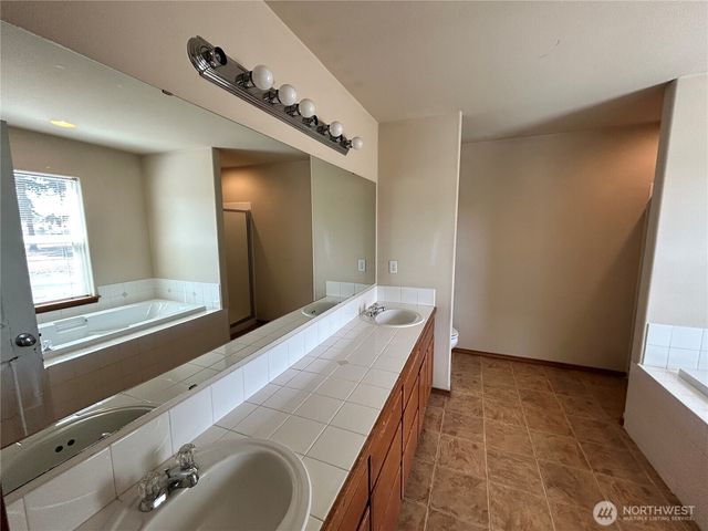 20605 74th Avenue E, Spanaway, WA 98387