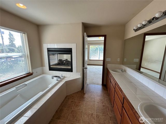 20605 74th Avenue E, Spanaway, WA 98387