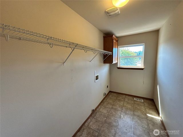 20605 74th Avenue E, Spanaway, WA 98387