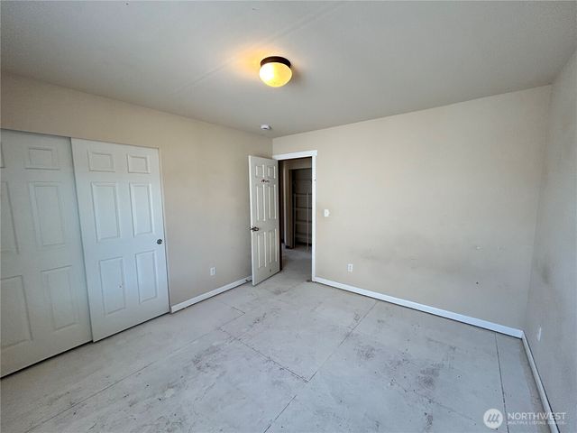 20605 74th Avenue E, Spanaway, WA 98387