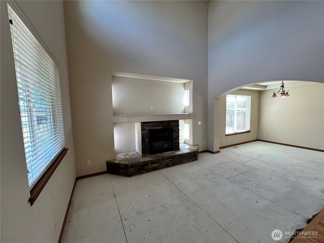 20605 74th Avenue E, Spanaway, WA 98387