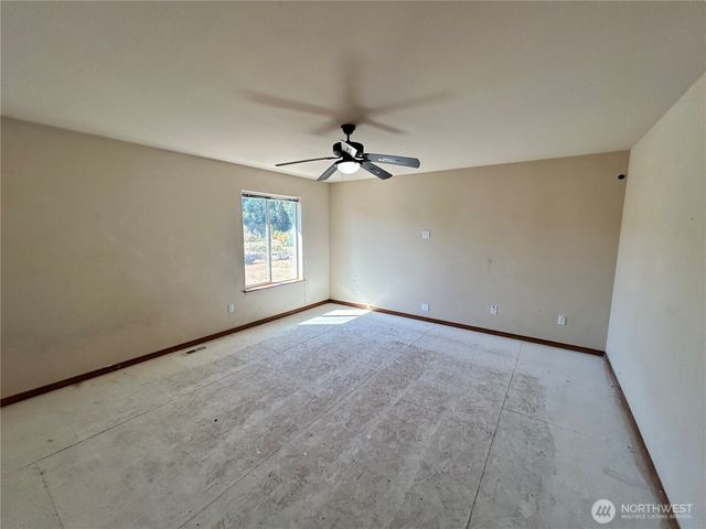 20605 74th Avenue E, Spanaway, WA 98387