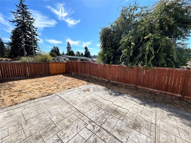 20605 74th Avenue E, Spanaway, WA 98387