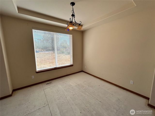20605 74th Avenue E, Spanaway, WA 98387