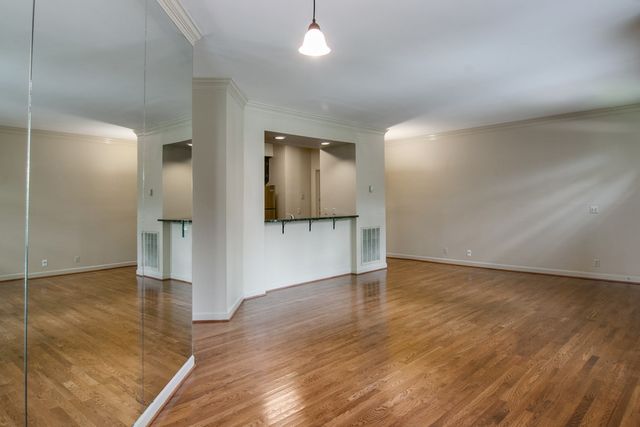 2110 Portland Ave Apt 104, Nashville, TN 37212