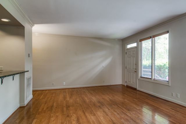 2110 Portland Ave Apt 104, Nashville, TN 37212