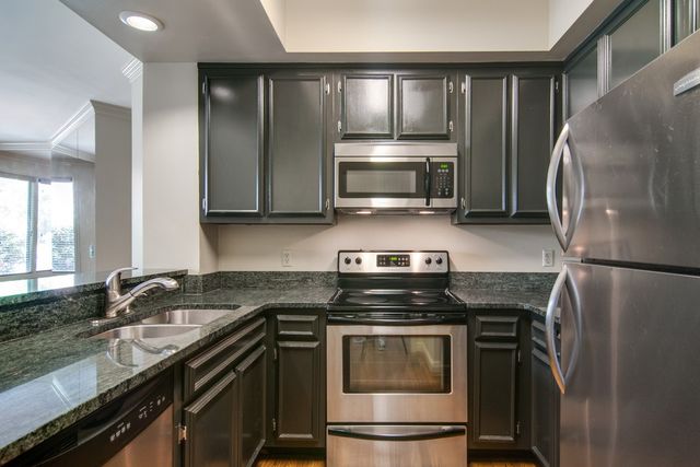 2110 Portland Ave Apt 104, Nashville, TN 37212