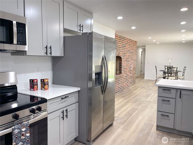 12706 94th Avenue E, Puyallup, WA 98373