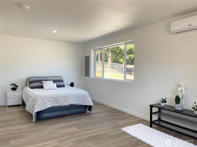 12706 94th Avenue E, Puyallup, WA 98373