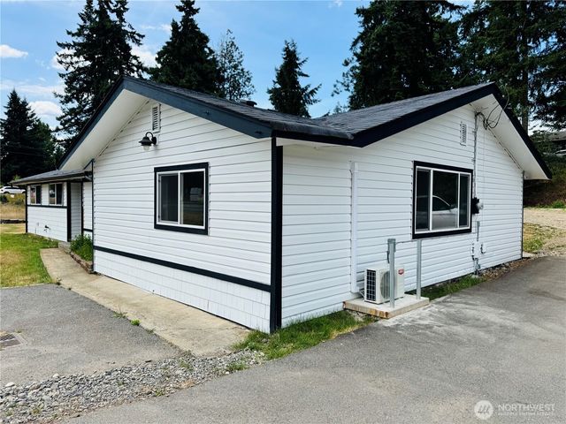12706 94th Avenue E, Puyallup, WA 98373