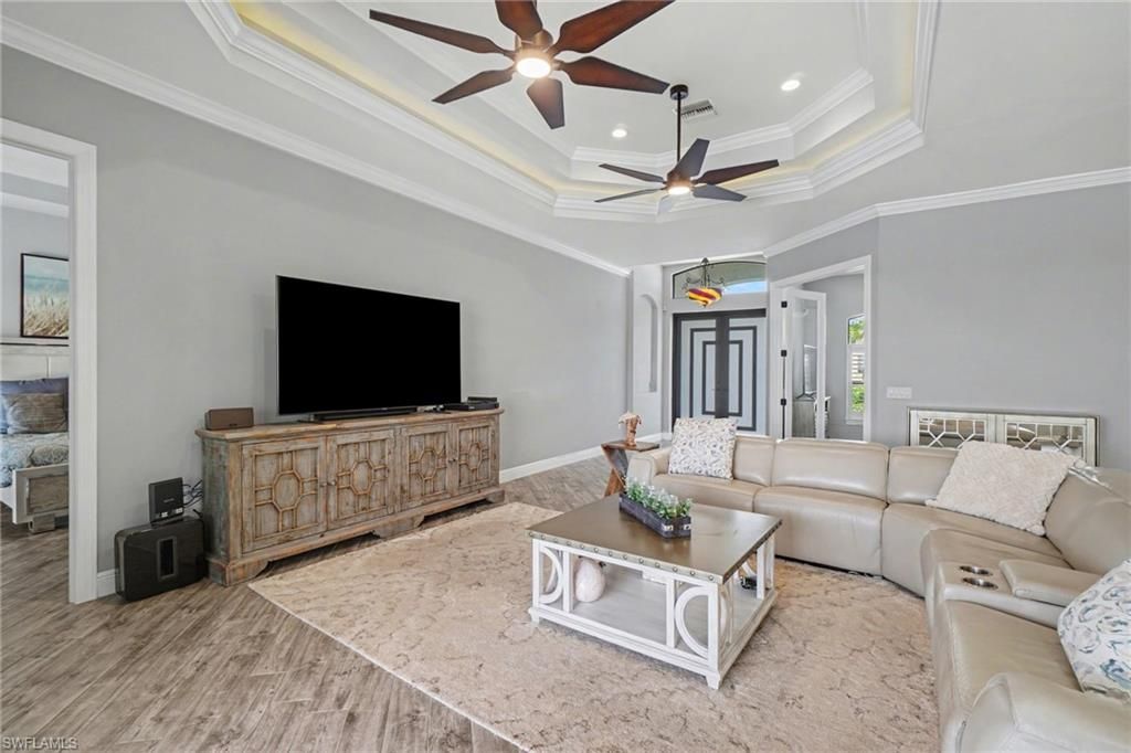 Image 10 of property listing at 4310 Gulfstream PKWY, Cape Coral, FL 33993