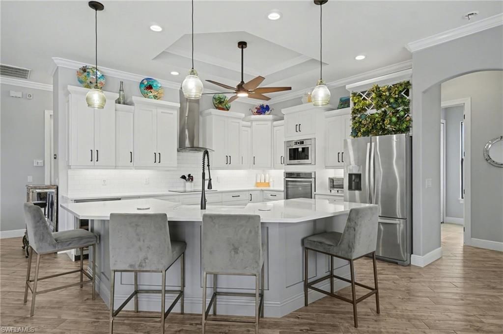 Image 13 of property listing at 4310 Gulfstream PKWY, Cape Coral, FL 33993