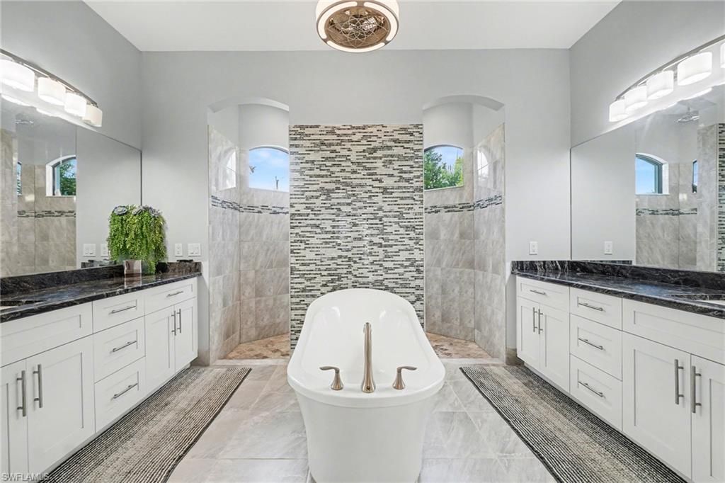 Image 24 of property listing at 4310 Gulfstream PKWY, Cape Coral, FL 33993
