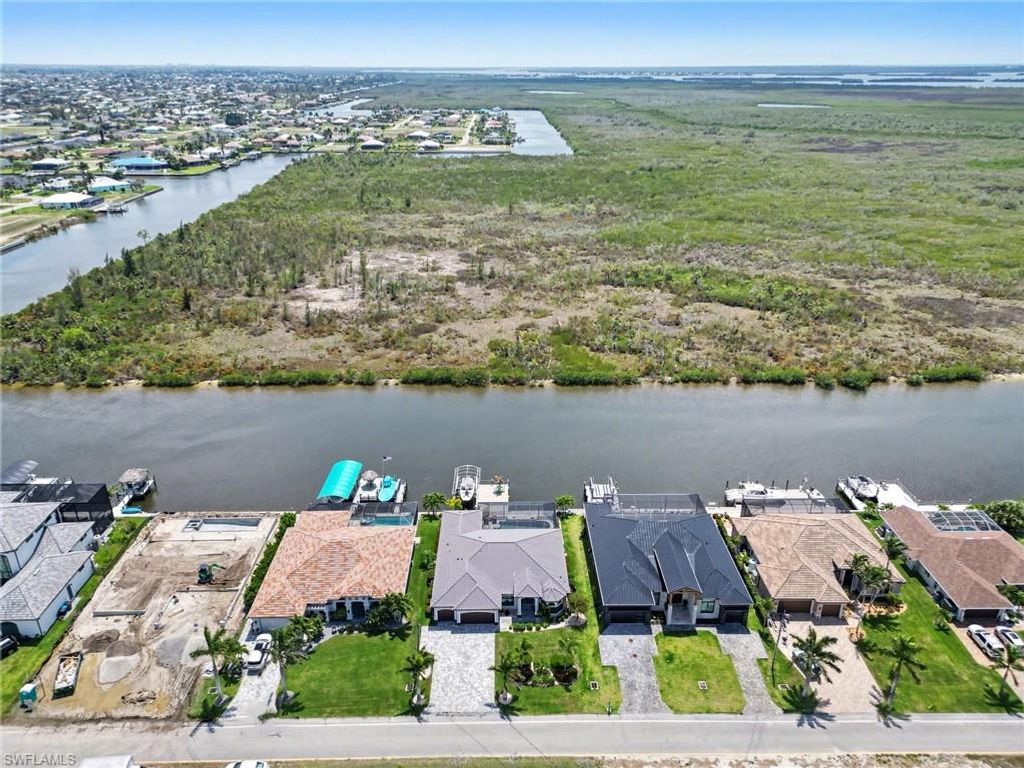 Image 44 of property listing at 4310 Gulfstream PKWY, Cape Coral, FL 33993