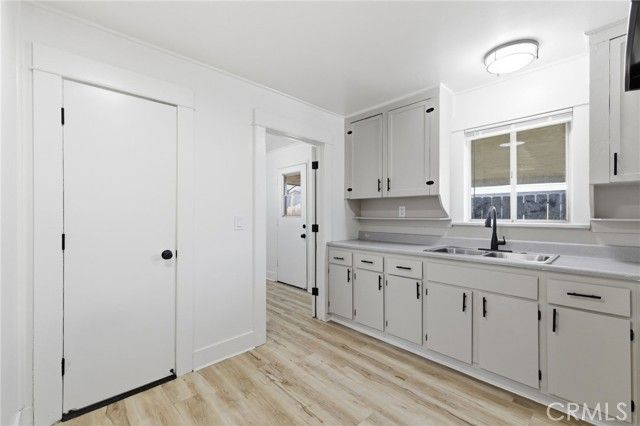 216 Decatur Street, Bakersfield, CA 93308