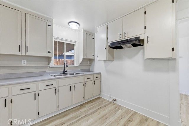 216 Decatur Street, Bakersfield, CA 93308