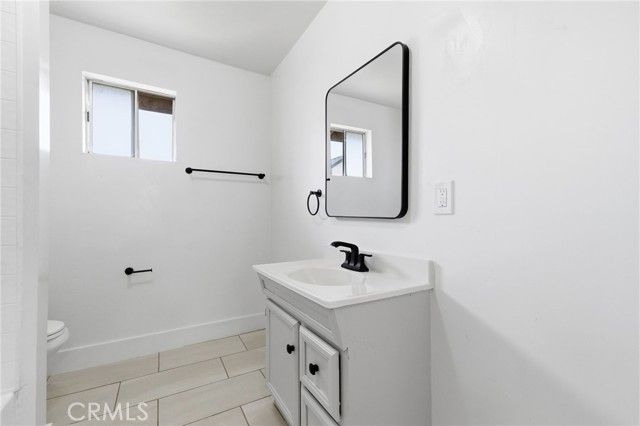 216 Decatur Street, Bakersfield, CA 93308