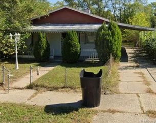 20484 Wisconsin Street, Detroit, MI 48221