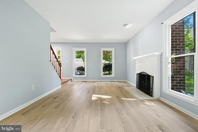 2205 BLUE VALLEY DR, Silver Spring, MD 20904