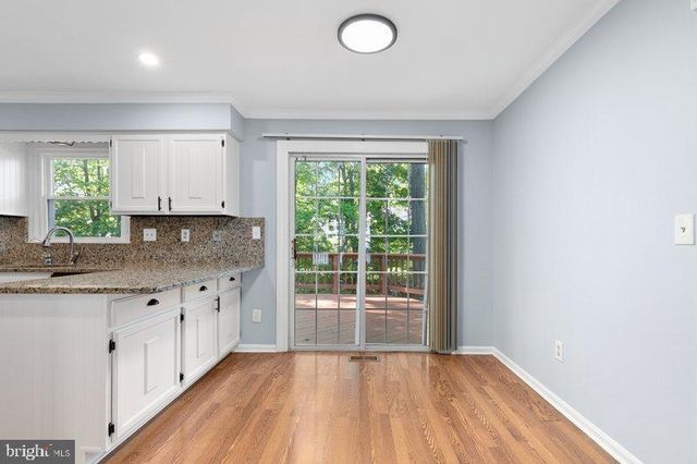 2205 BLUE VALLEY DR, Silver Spring, MD 20904