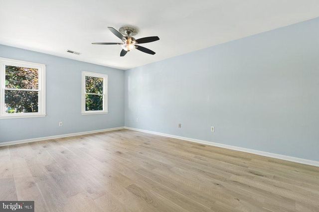 2205 BLUE VALLEY DR, Silver Spring, MD 20904