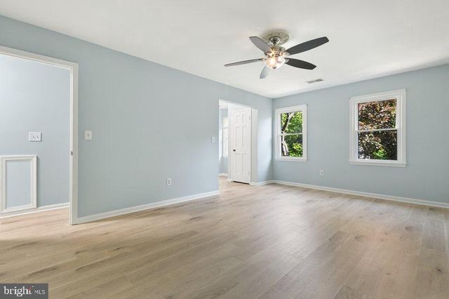 2205 BLUE VALLEY DR, Silver Spring, MD 20904
