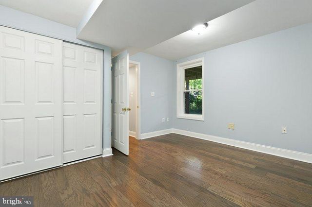 2205 BLUE VALLEY DR, Silver Spring, MD 20904