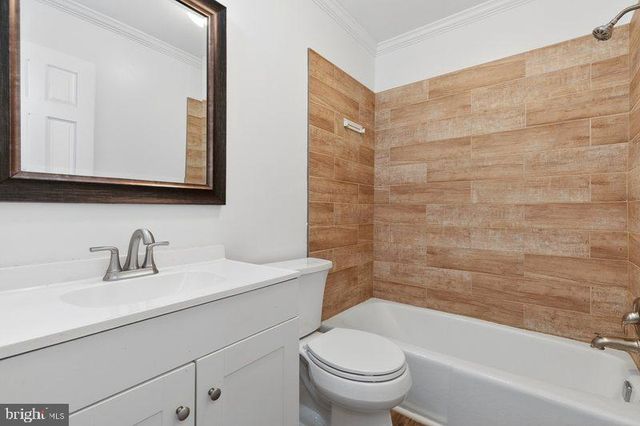 2205 BLUE VALLEY DR, Silver Spring, MD 20904