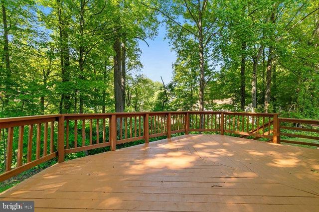 2205 BLUE VALLEY DR, Silver Spring, MD 20904
