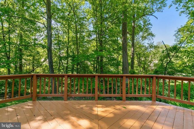 2205 BLUE VALLEY DR, Silver Spring, MD 20904