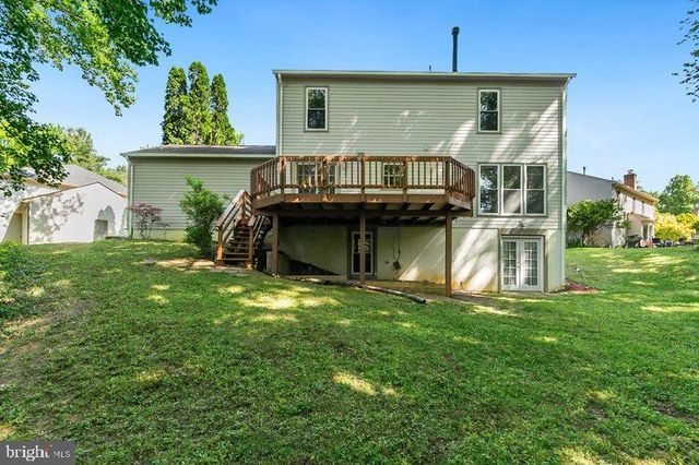 2205 BLUE VALLEY DR, Silver Spring, MD 20904