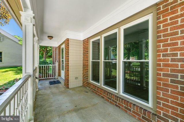 2205 BLUE VALLEY DR, Silver Spring, MD 20904