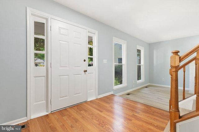 2205 BLUE VALLEY DR, Silver Spring, MD 20904