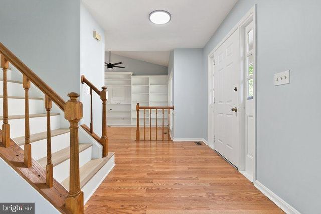 2205 BLUE VALLEY DR, Silver Spring, MD 20904