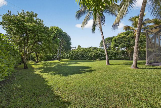 15550 Rolling Meadows Circle, Wellington, FL 33414