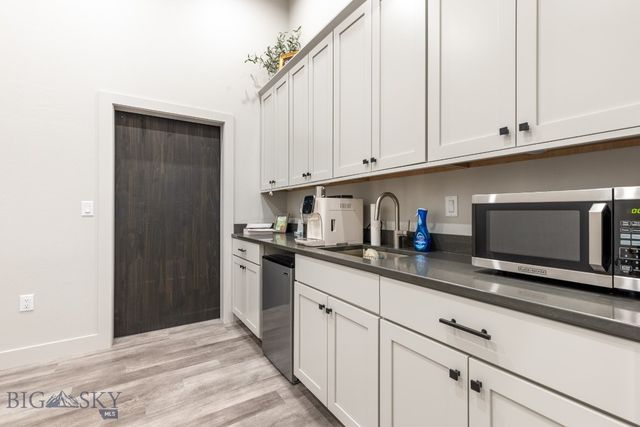 3722 Equestrian 1, Bozeman, MT 59718