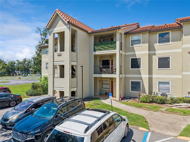 3012 PARKWAY BOULEVARD 203, Kissimmee, FL 34747