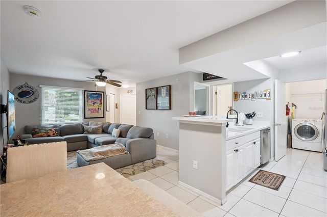 3012 PARKWAY BOULEVARD 203, Kissimmee, FL 34747