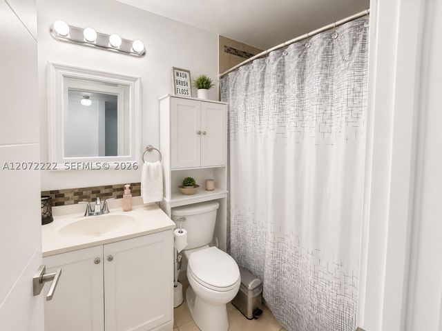 513 NW 22nd Ave 3, Fort Lauderdale, FL 33311