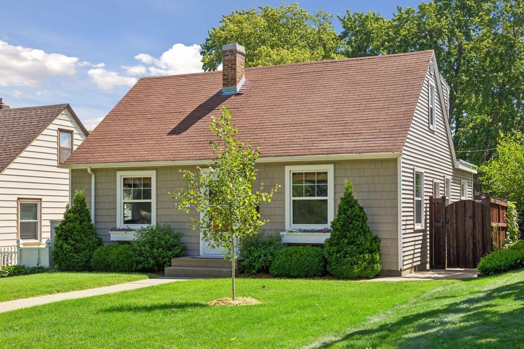 2733 Georgia Avenue S, Saint Louis Park, MN 55426 — exterior