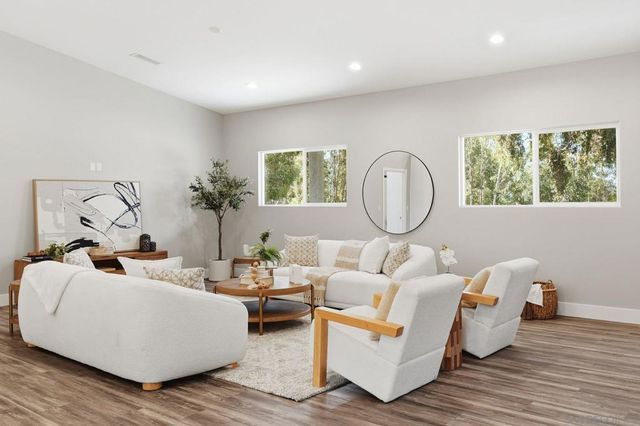 9965 Dunbar Lane, El Cajon, CA 92021